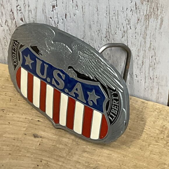 USA Eagle Crest Belt Buckle Mens 1983 Buckle Bakery Military Flag Patriotic - Picture 3 of 6